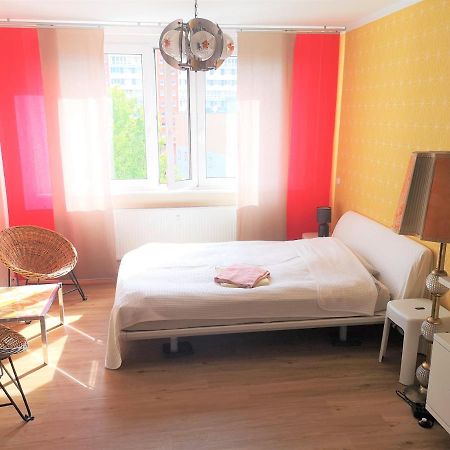 Mitte Von Mitte - Blick Auf Den Turm Apartamento Berlim Exterior foto